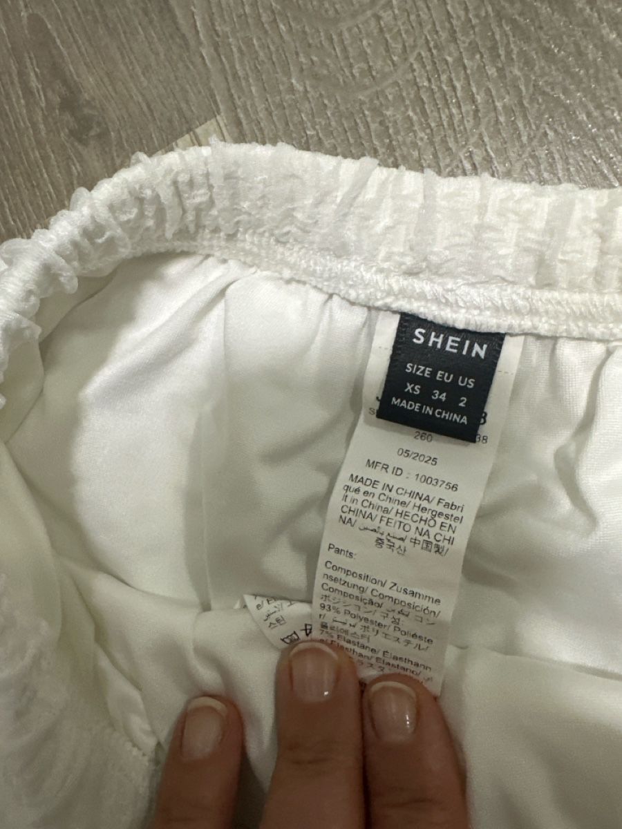 Pantaloni: Hose mit Oberteil  – Usato da Oberentfelden venduto da ulli03 2
