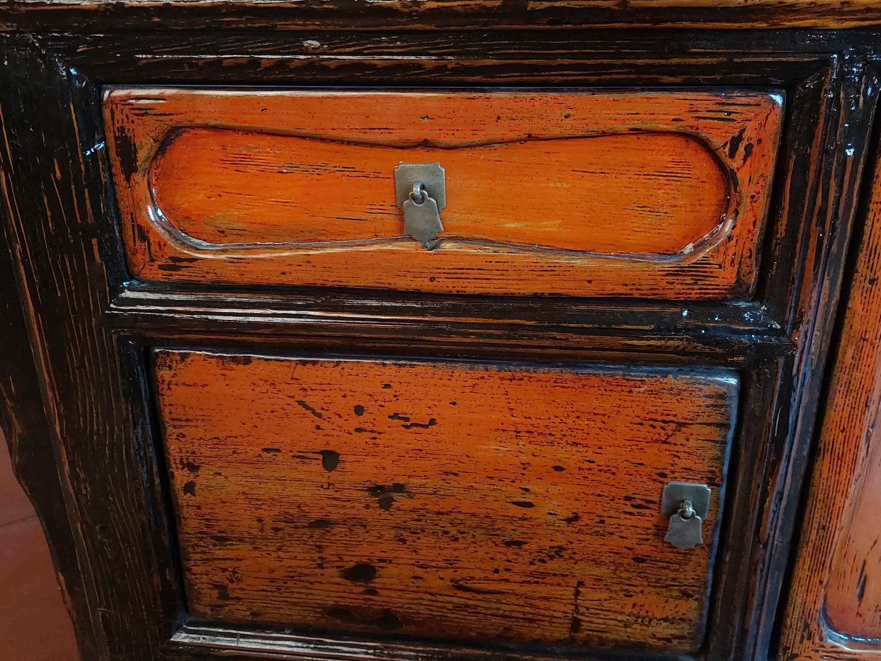 Cassettiere: Niedriges Sideboard schwarz-orange – Nuovo (secondo la descrizione) da Cham venduto da mjg1901 8