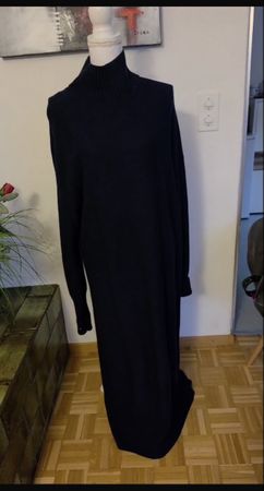 COS Strickkleid dunkelblau aus 100 Prozent Wolle Grösse M