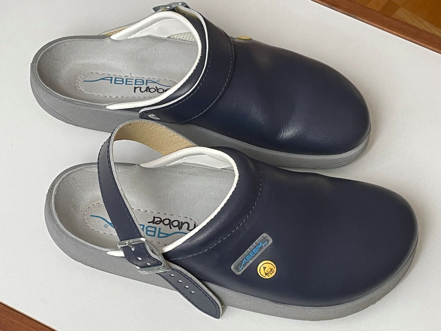 Scarpe da uomo: ABEBA rubber Clogs Arbeits - Berufsschuhe Gr 43 neuwertig – Usato da Birsfelden venduto da Paleochora 2