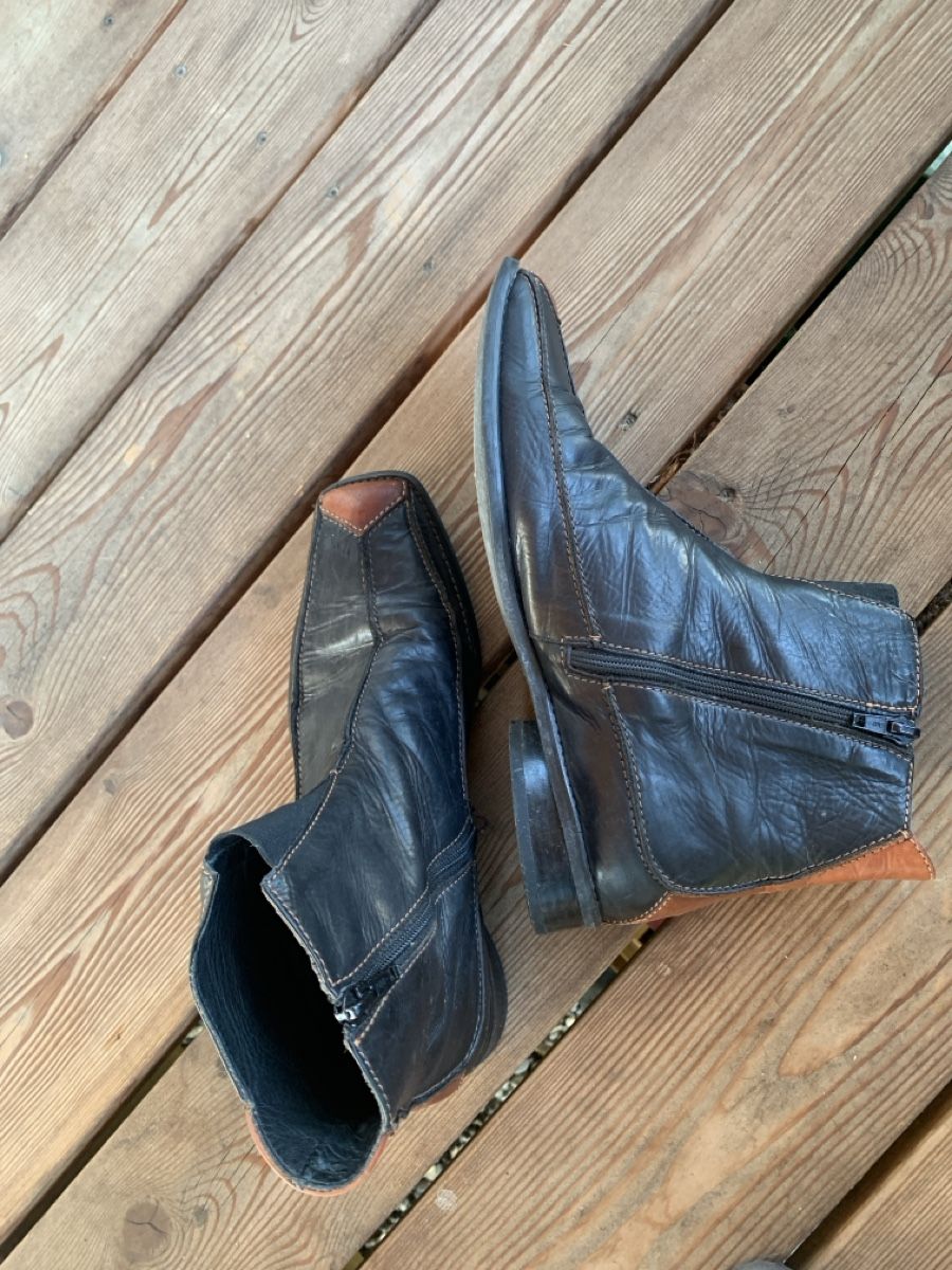 Scarpe da donna: Schwarze Leder Stiefeletten,Grösse 39 – Usato da Amriswil venduto da rah_hd2j 1