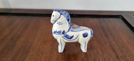 Figurine cheval céramique blanc bleu scandinave