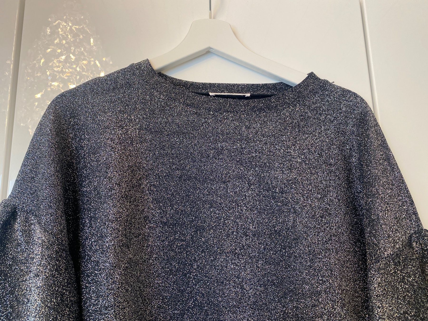 Mango Camicette: Bluse im Silvester Look von Mango (Gr.S) – Usato da Merenschwand venduto da R-R-R 4