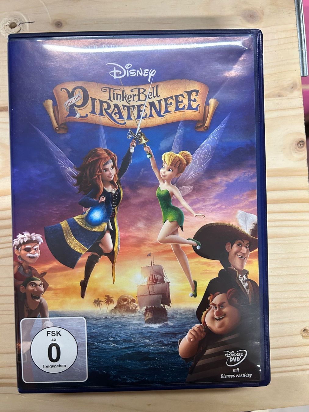 Alle DVDs: Tinkerbell Piratenfee – Gebraucht aus Bassersdorf von Winti8406