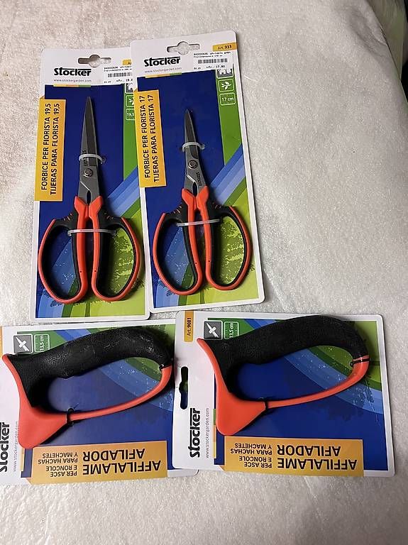 Alle Werkzeuge: Messerschärfer / Scheren – Neu und originalverpackt aus Schinznach-Bad von w.tischler