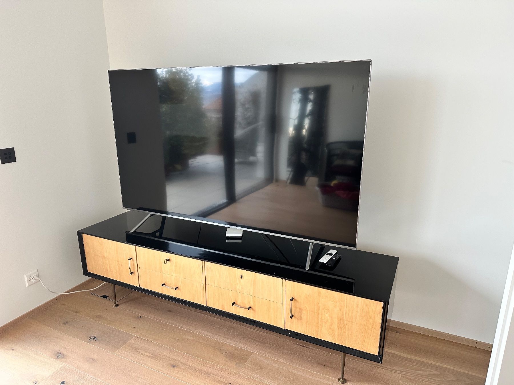 TV Möbel: Lowboard – Gebraucht aus Villars-sur-Glâne von floster01 1