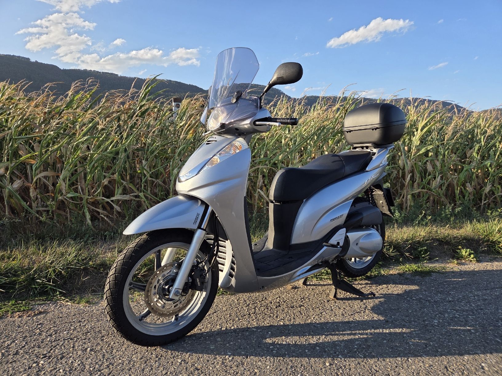Honda Scooter: Honda SH 300 ABS ab MFK  – Usato da Matzendorf venduto da oepfel87