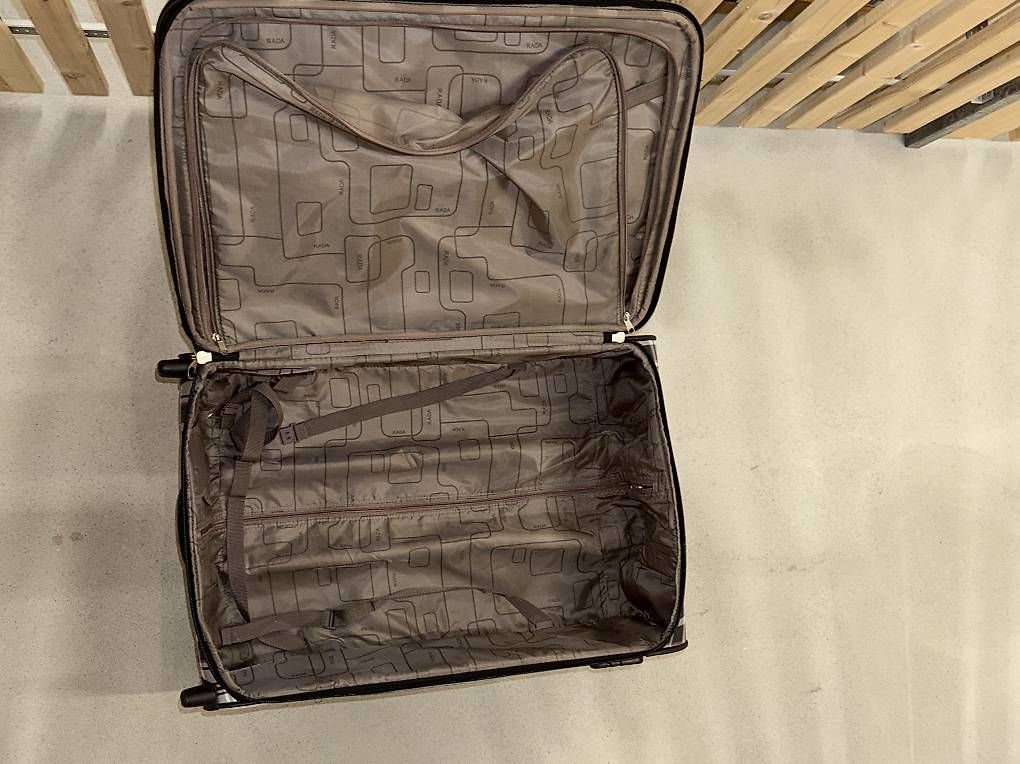 Valigie: Reisekoffer Gross – Usato da Niederuzwil venduto da Lisascloset 4