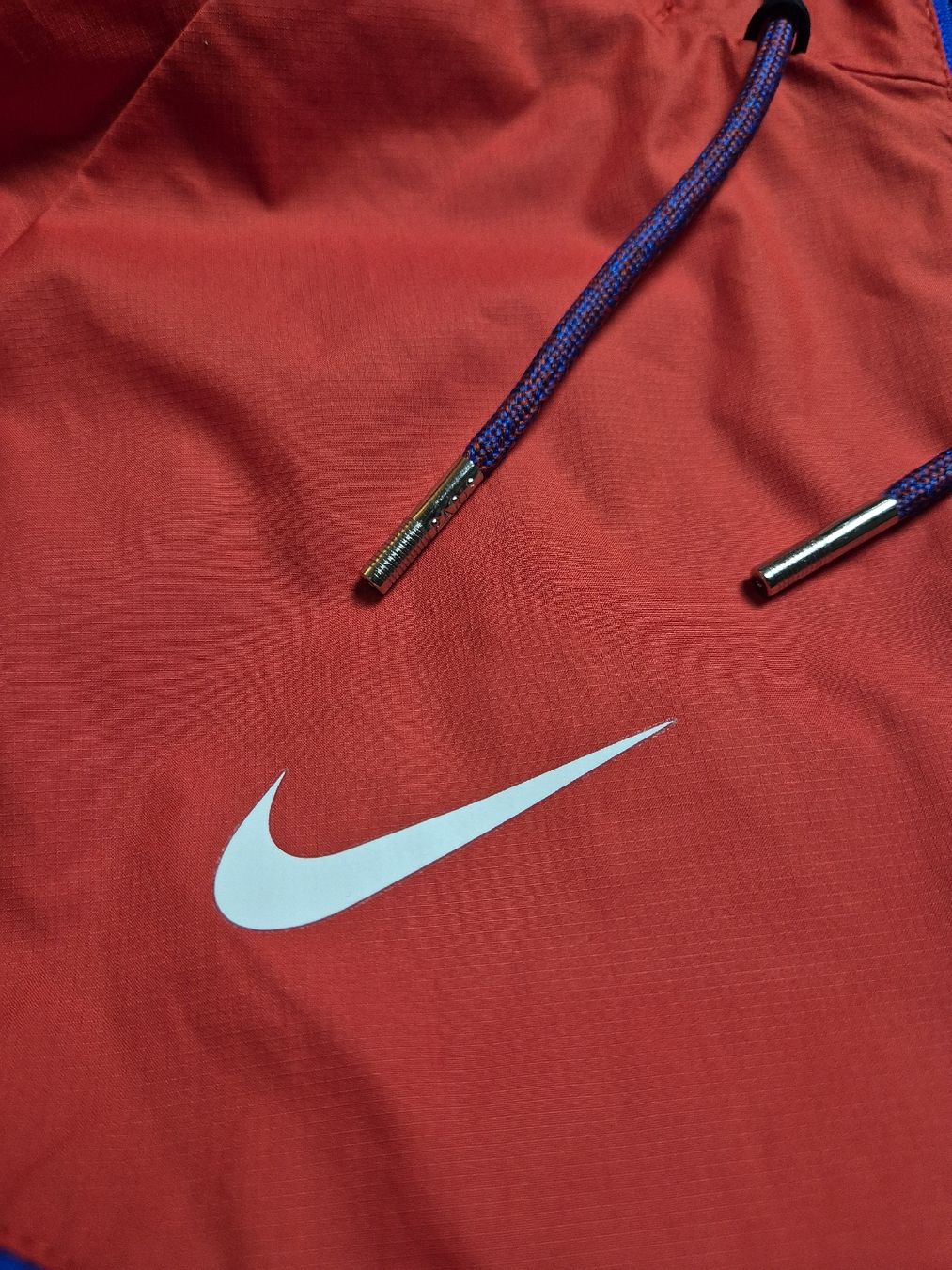 Nike Giacche: Nike Paris Saint-Germain PSG Windrunner Grösse M – Nuovo (secondo la descrizione) da St. Gallen venduto da CaliSunshine 3