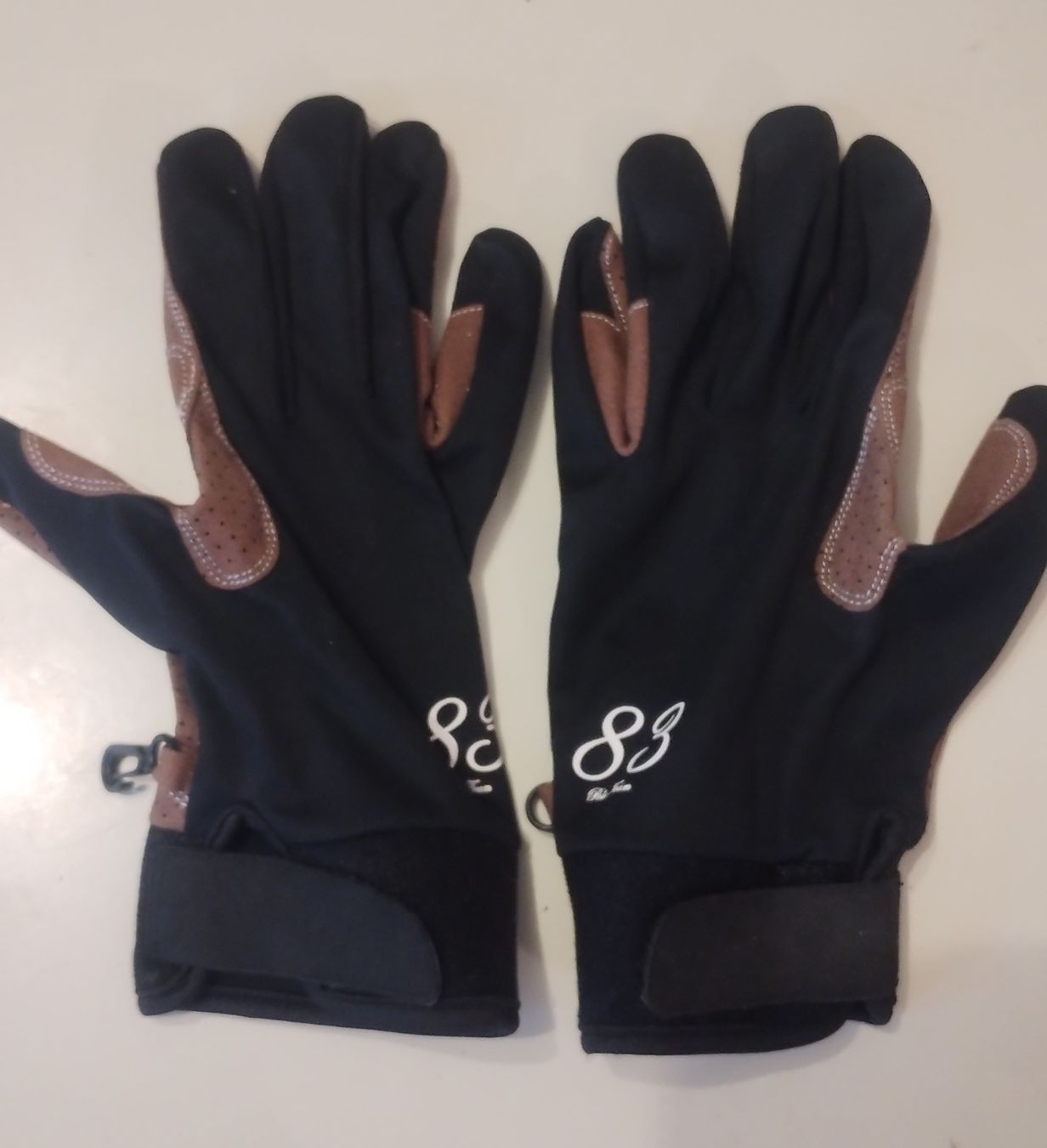 Guanti & manicotti: polo 83 Handschuhe – Usato da Schiers venduto da bak007