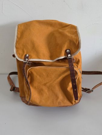 Antiker Bergsteigerrucksack Canvas - Leder-Beschläge - 1960