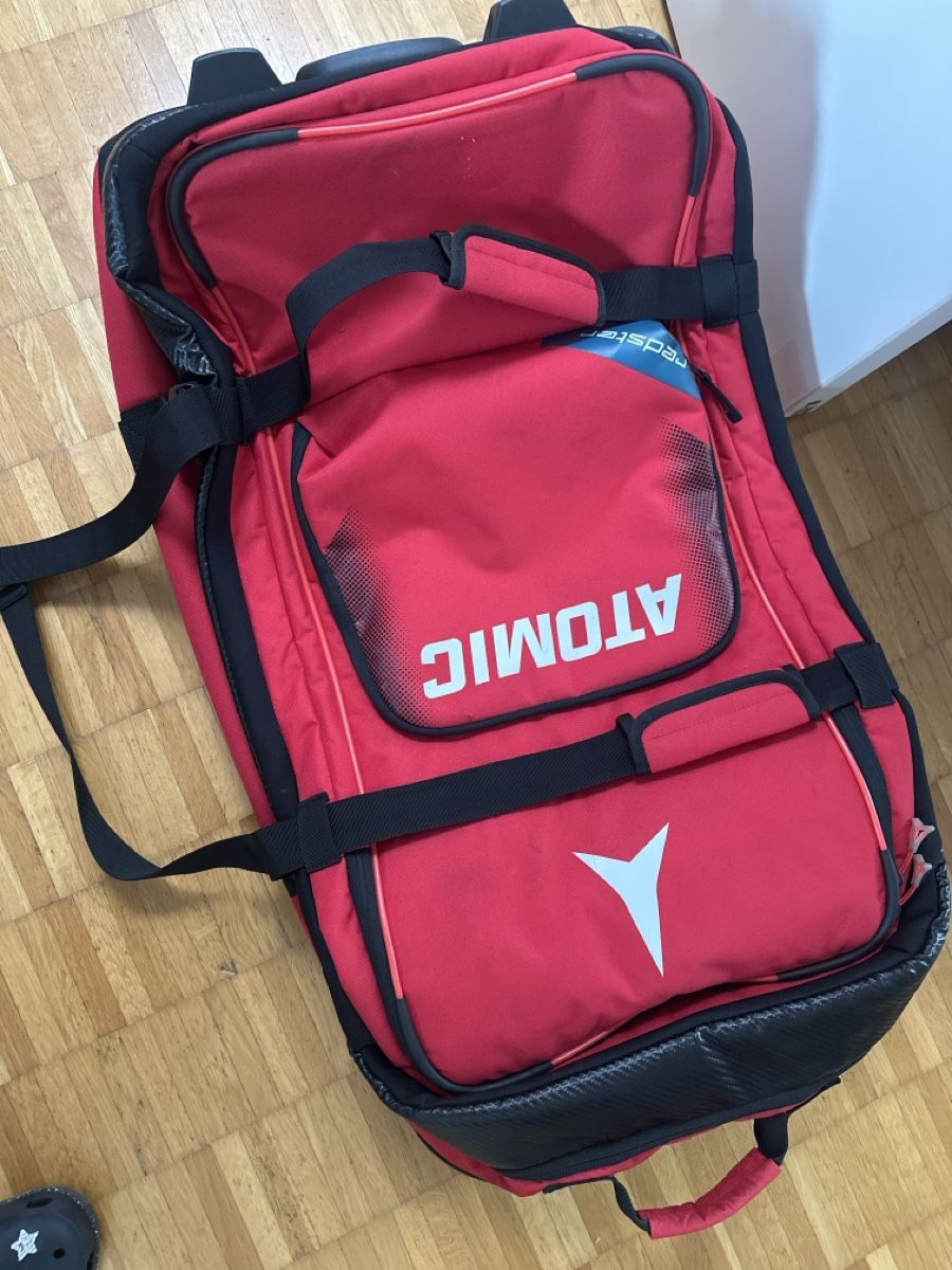 Reisekoffer: Atomic Redstar Rollkoffer Tasche Ski  – Gebraucht aus Bassersdorf von Ayumiyamaguchi 1