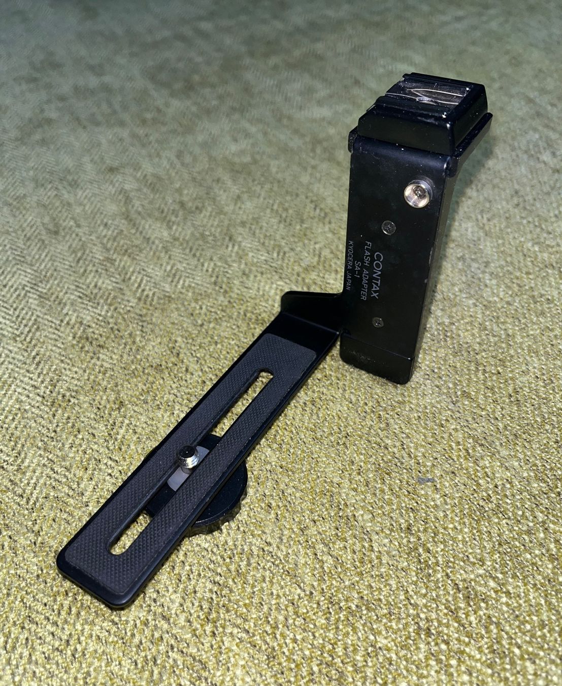 Contax Fotocamera: CONTAX - TVS  in Box inkl. UV-Filter und Flash-Adapter – Usato da Escholzmatt venduto da Grafix 7