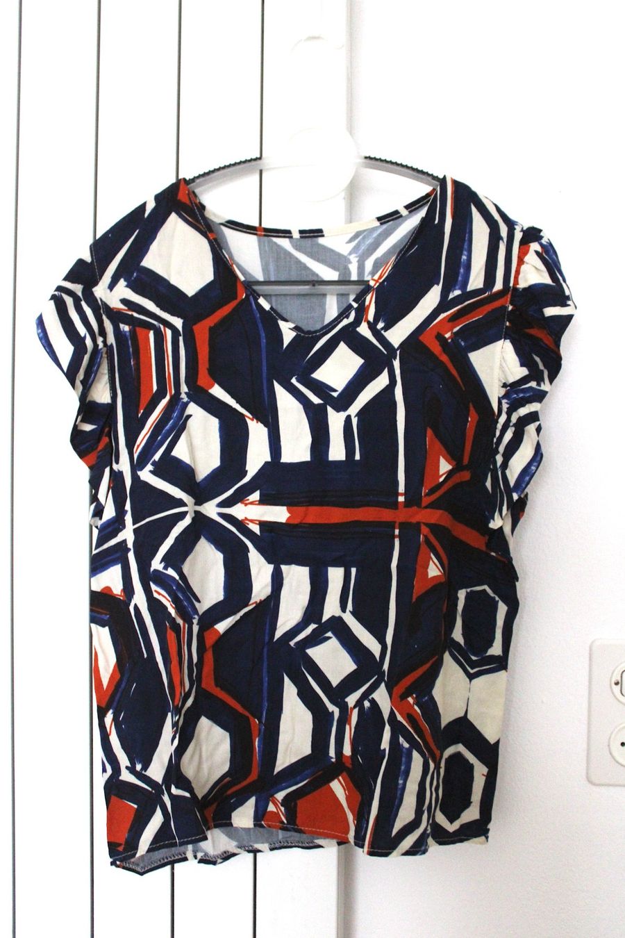 T-Shirts: Oberteil , Gr. ev. 38 / 40 ? - siehe Masse – Gebraucht aus Locarno von madame-tus-sauds 2