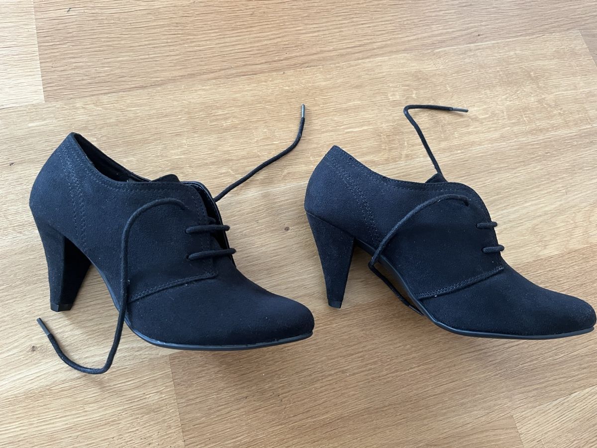 Graceland Scarpe da donna: Pumps schwarz Grösse 37 NEU – Nuovo (secondo la descrizione) da Rotkreuz venduto da rinchee 1
