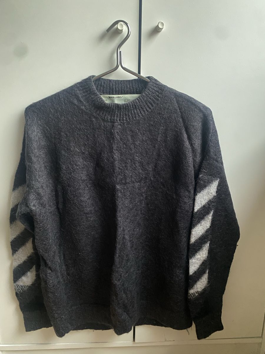 Off-White Maglioni & Felpe: Off-white sweater – Nuovo (secondo la descrizione) da Thalwil venduto da zhe_69pd
