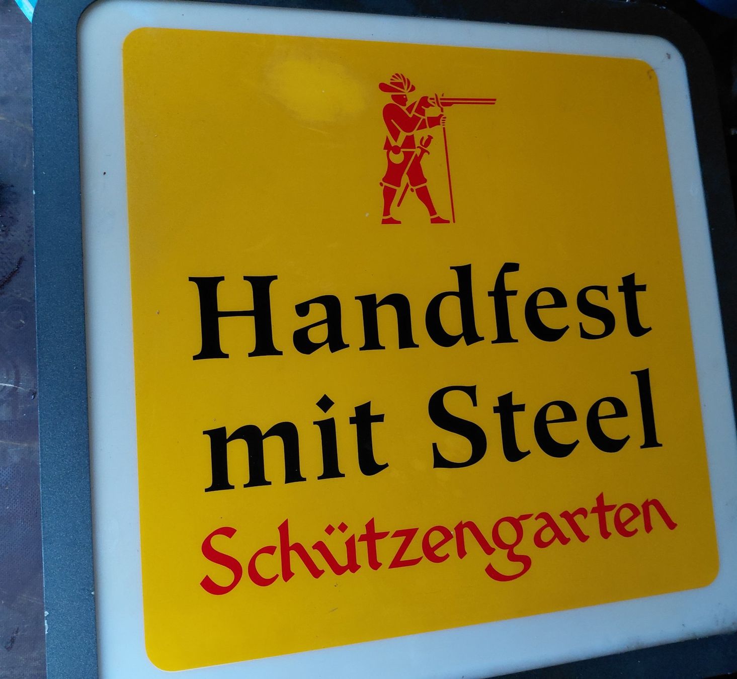 Insegne: Restauranttafel elektrisch – Usato da Gossau SG venduto da Zelte 6