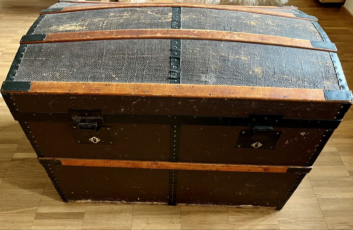 Cassapanche: Antike Truhe / Reisekoffer um 1900 – Usato da St. Gallen venduto da reg_f8h8