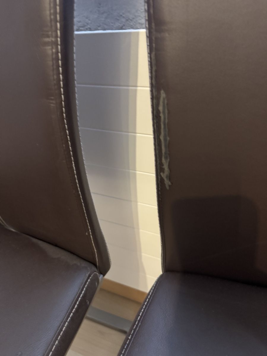 Chaises: 2 Stühle braun Kunstleder – D'occasion à Ruggell par Forrer1000 3