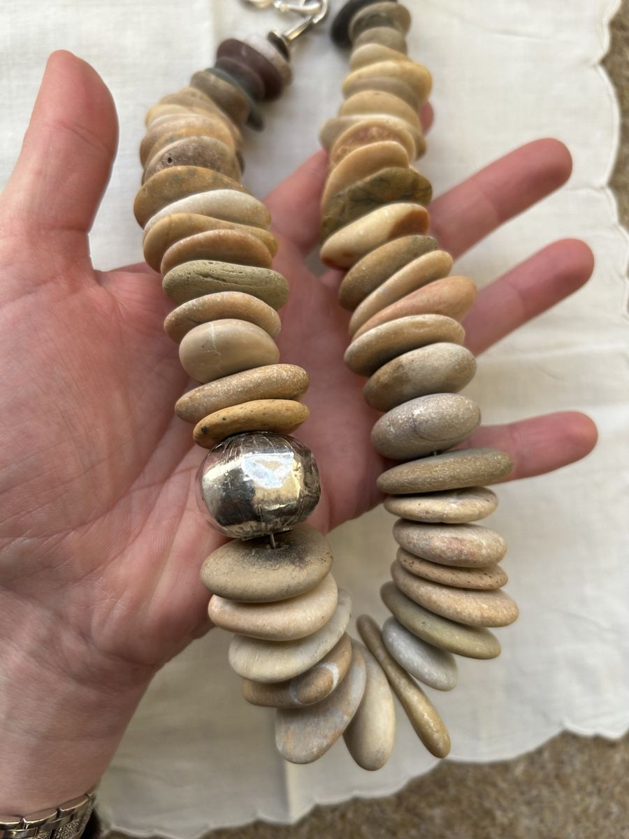 Catenine: Massive Kette mit Natursteinen – Usato da Birsfelden venduto da Exclusivity 3