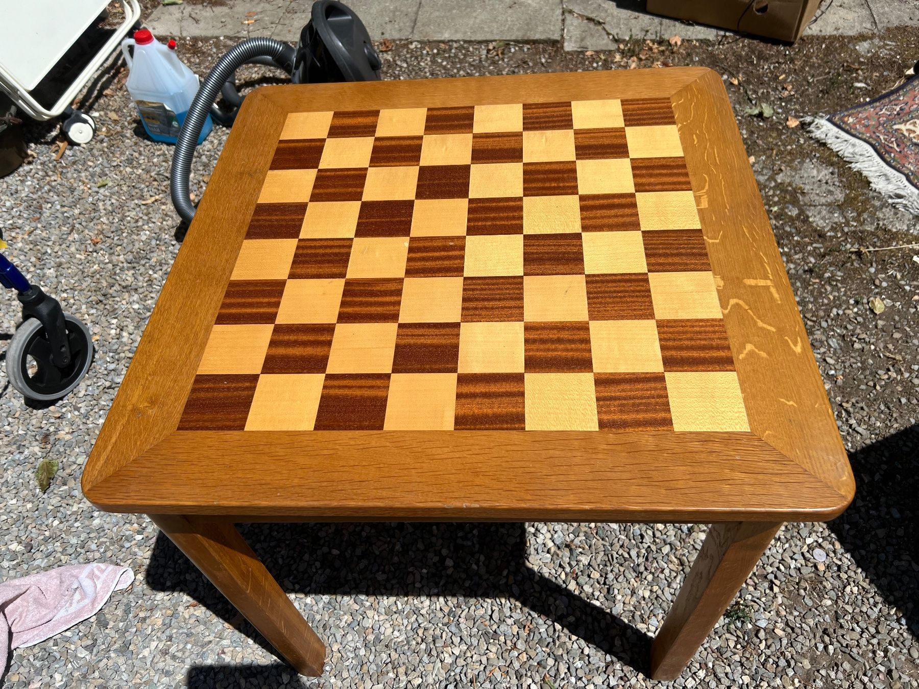 Tables: Schachtisch Holztisch , Nr 22 – D'occasion à Glattfelden par maa_qcj8 2