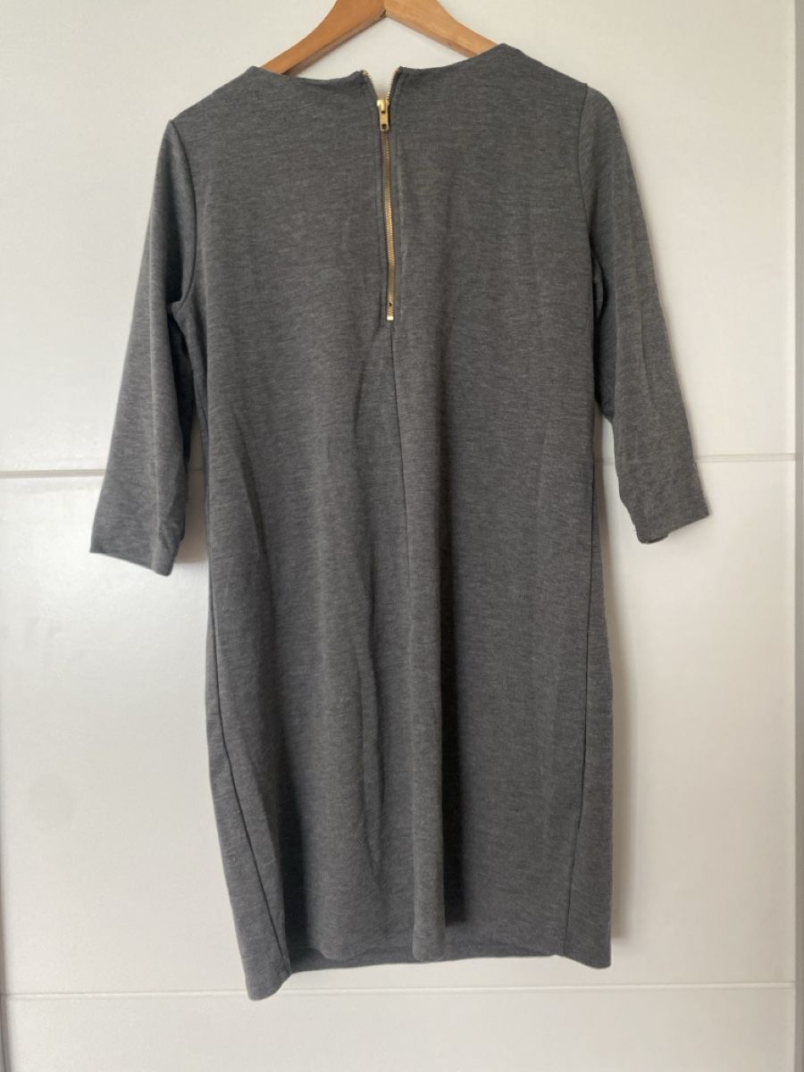 Vila Vestiti: Kleid VILA grau Grösse L – Usato da Alpnach Dorf venduto da melbb 2