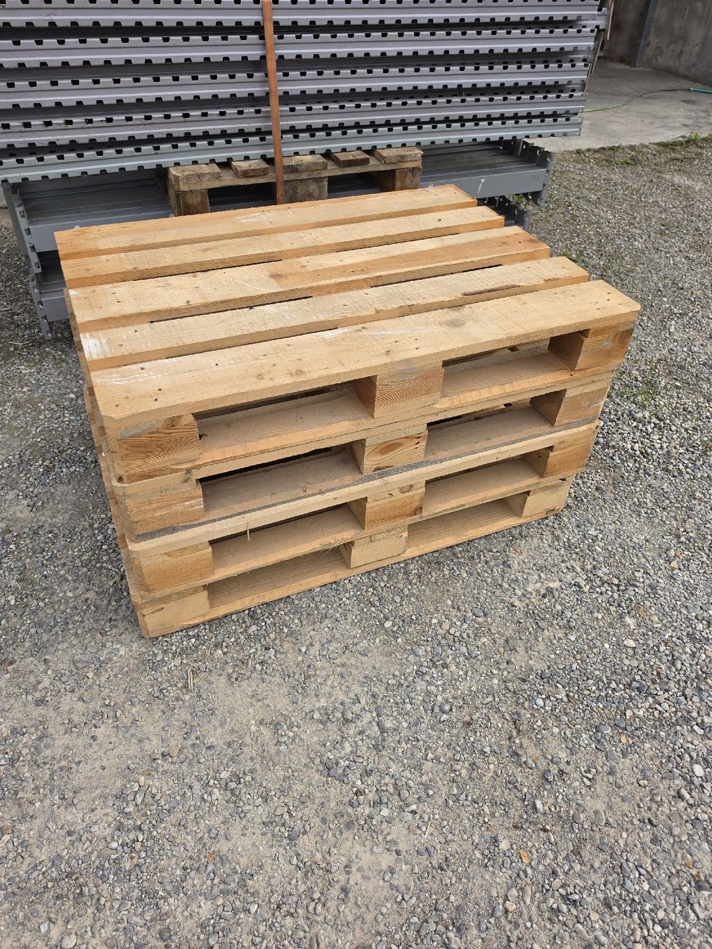 Paletten: Holzpaletten 4 Stück gebraucht  – Gebraucht aus Wuppenau von Gastro.Wuppenau 1