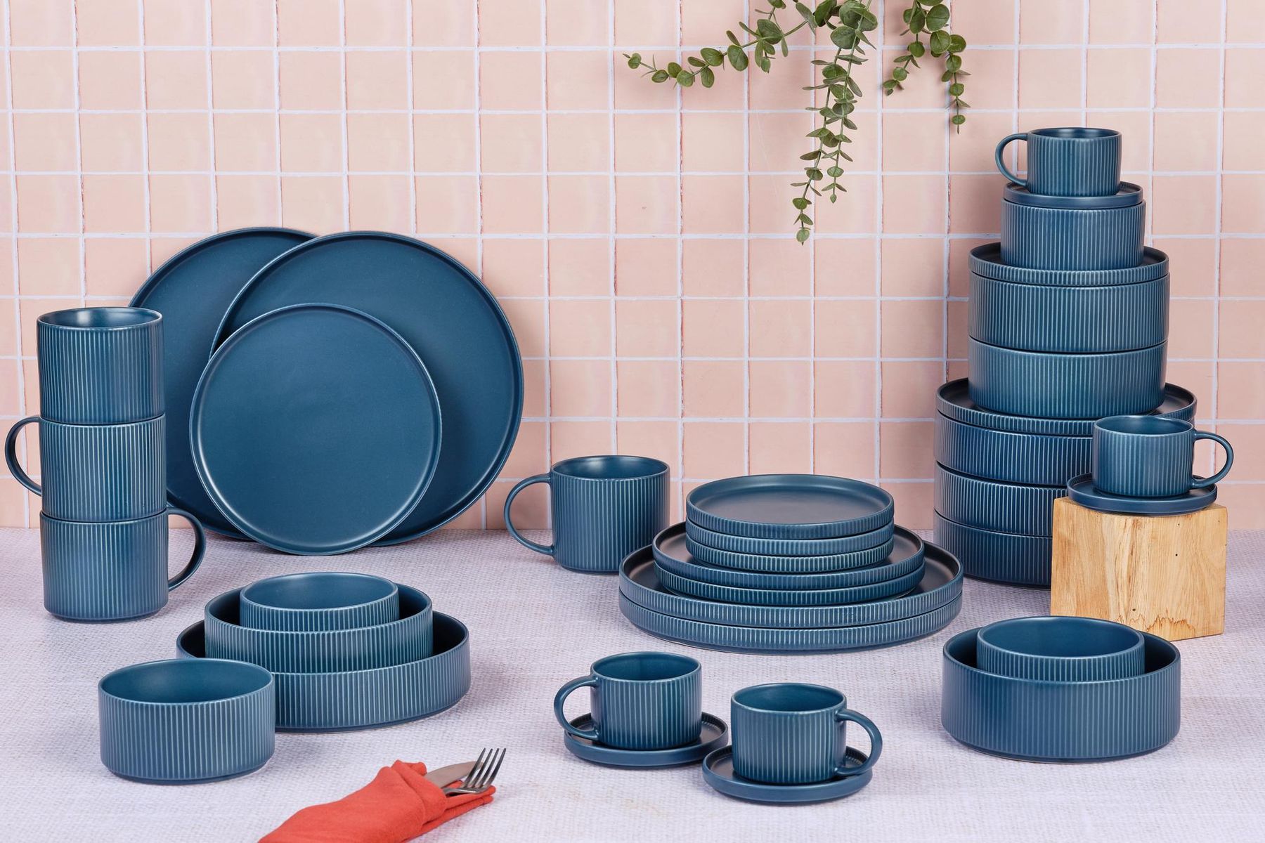 Services de table: Geschirr-Set SCANDI – Neuf avec emballage d'origine à Bremgarten AG par simpliCH 2