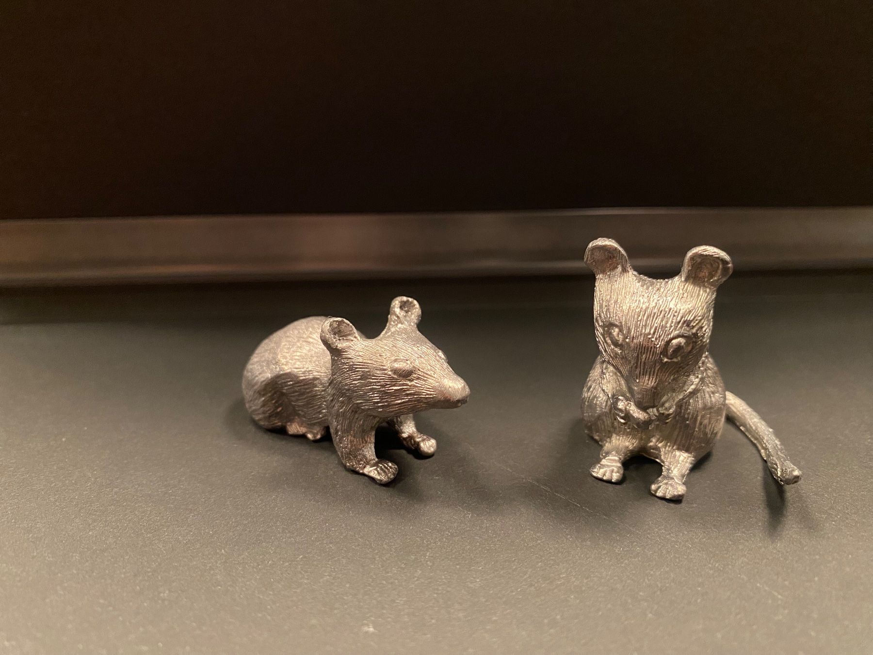 Statuette: 2 süsse Zinn-Mäuse – Usato da Wetzikon ZH venduto da rradix1
