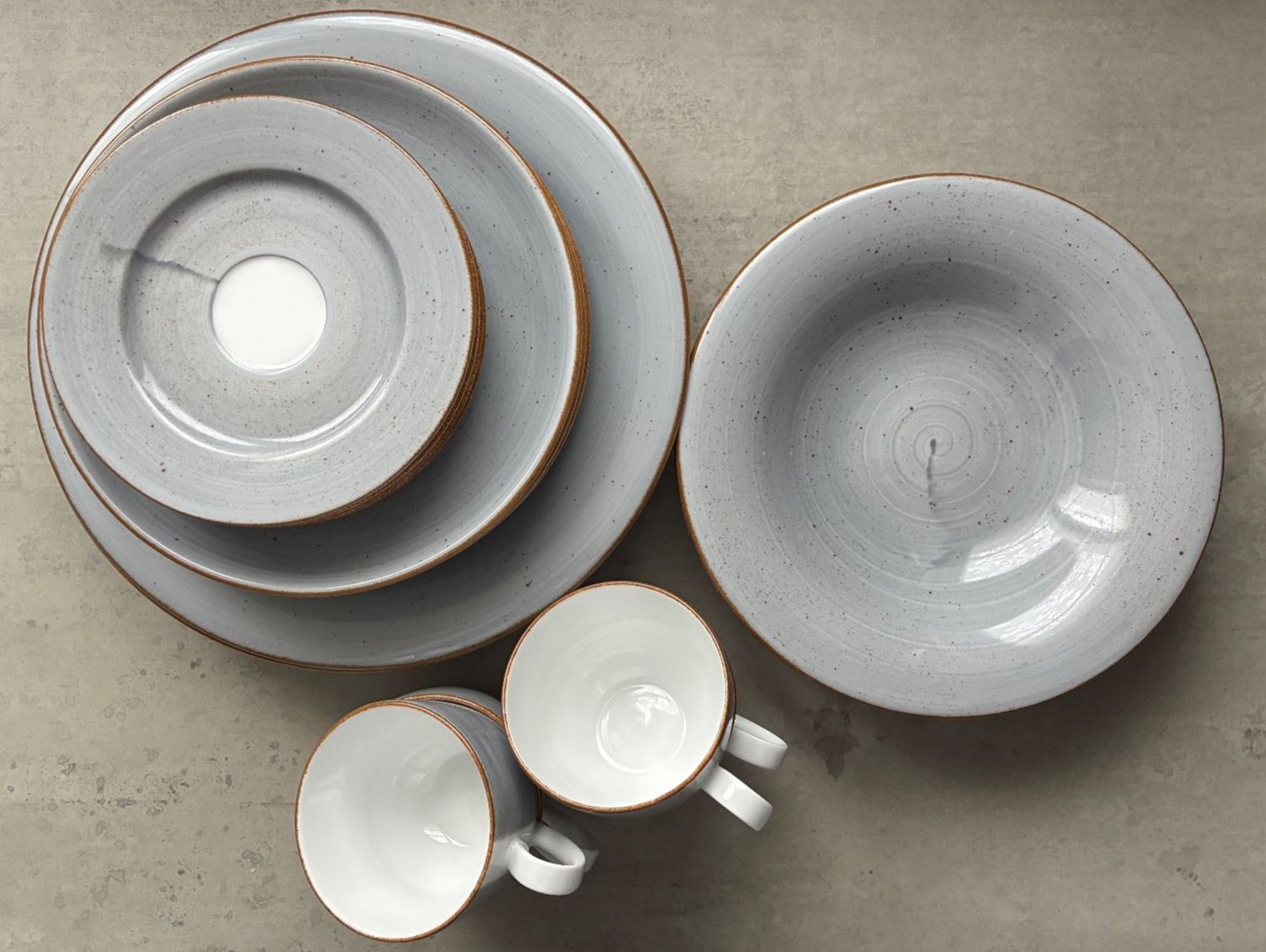 Set di piatti: Geschirrset Lunasol grau, 20-teilig – Usato da Thayngen venduto da Liv-24