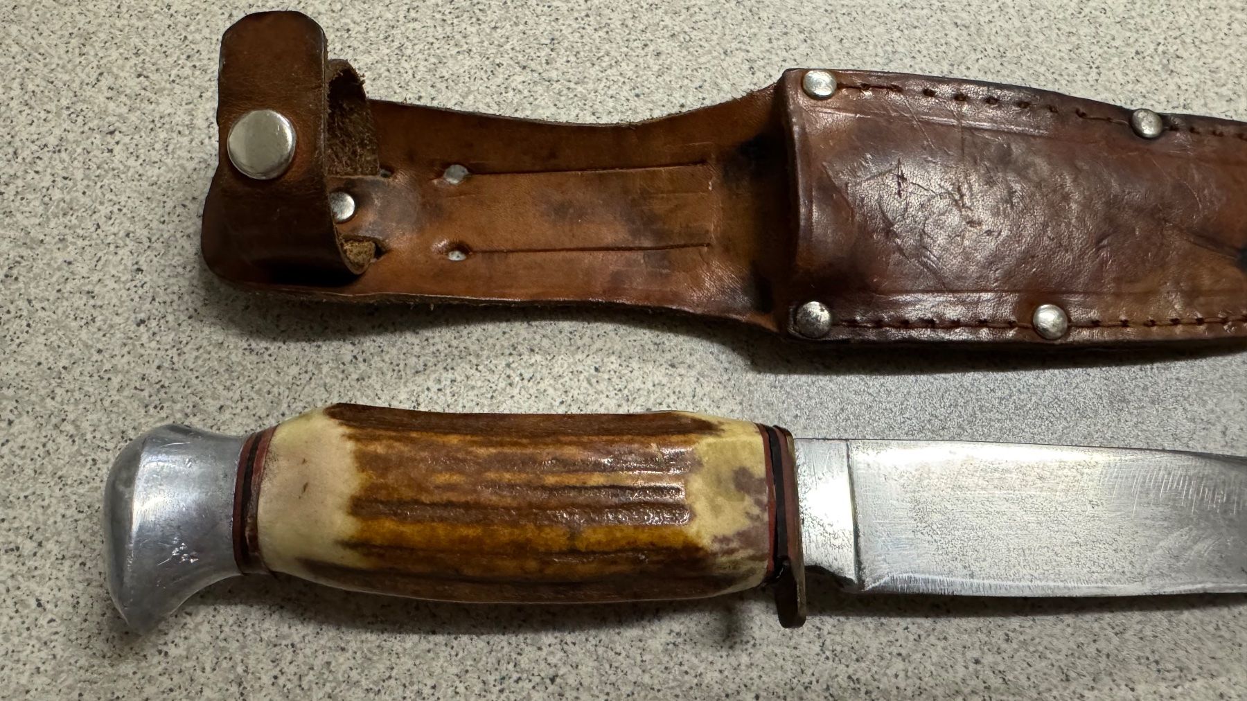Solingen Accessori: Schneiderteufel Solingen Jagdmesser – Usato da Bremgarten AG venduto da Schussi 1