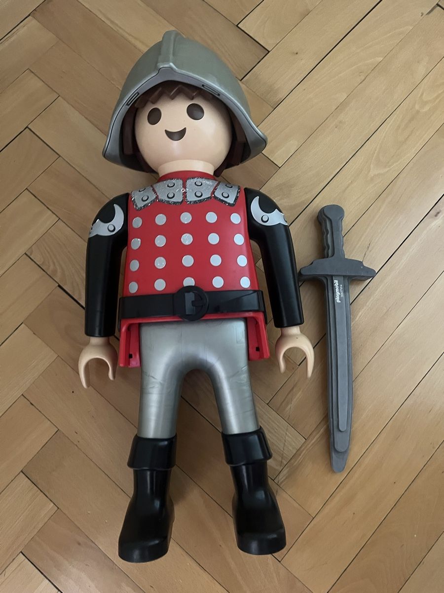 Playmobil Giocattoli: Grosse Playmobil Ritter Werbefigur 62cm – Usato da Wabern venduto da Housi78 3