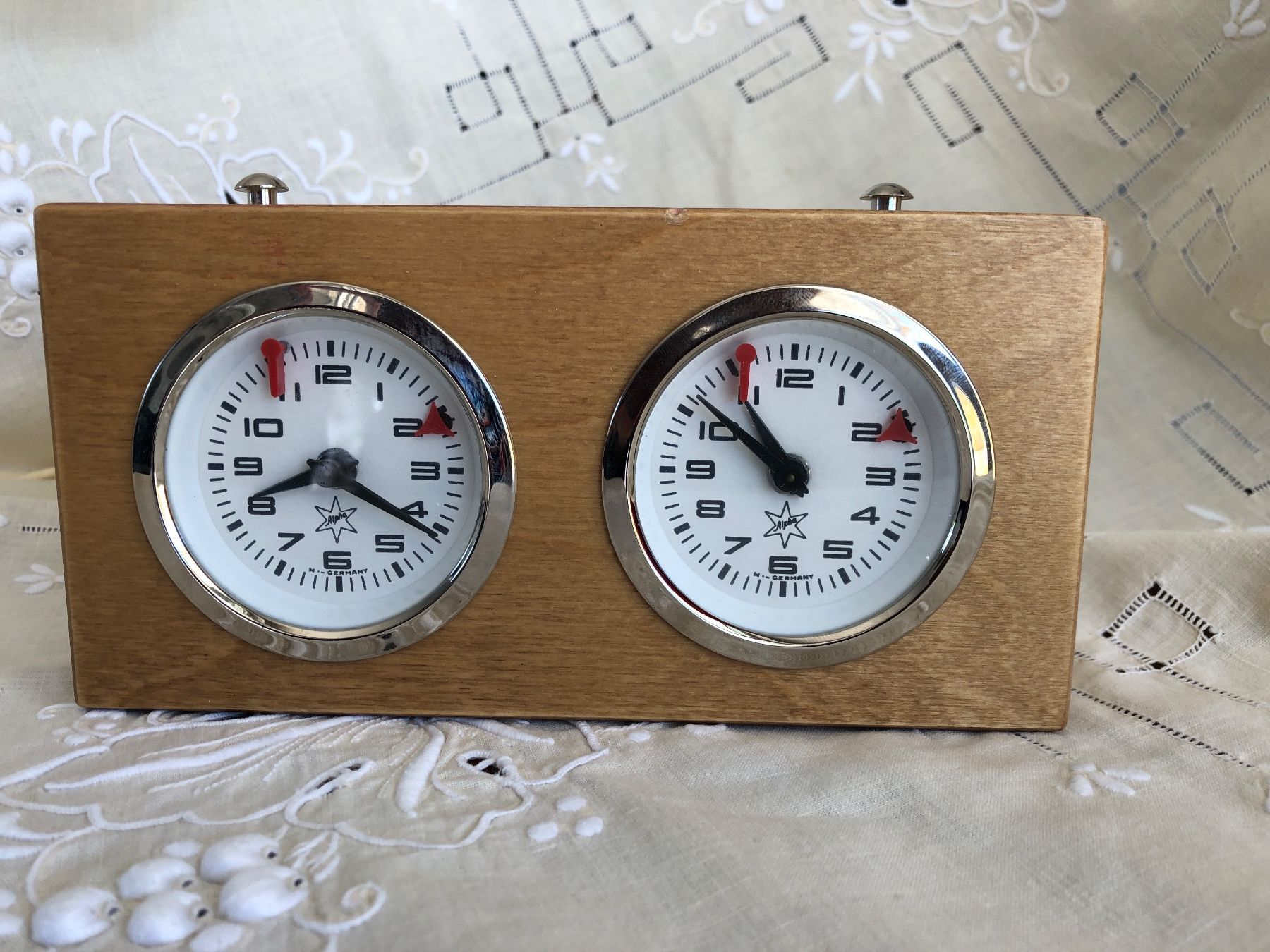 Orologi da terra & Orologi da parete: Schachuhr Alpha Deutschland – Usato da Zollikofen venduto da lorik007