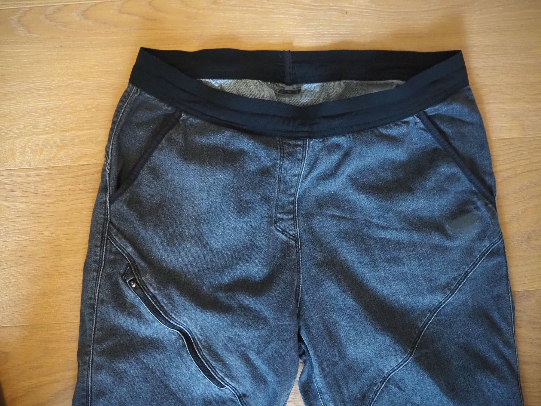 Dynafit Pantalons: Dynafit Denim Stretch Hose Gr. M – D'occasion à Zürich par snowow 2