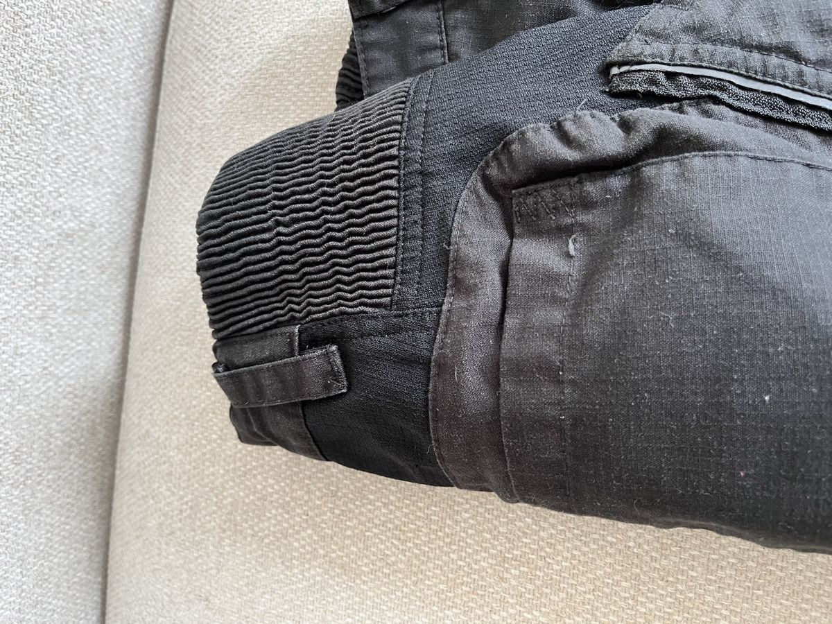 Engelbert Strauss Pantalons: Engelbert Strauss shorts black size 38 used – D'occasion à Lausanne par Danash 4