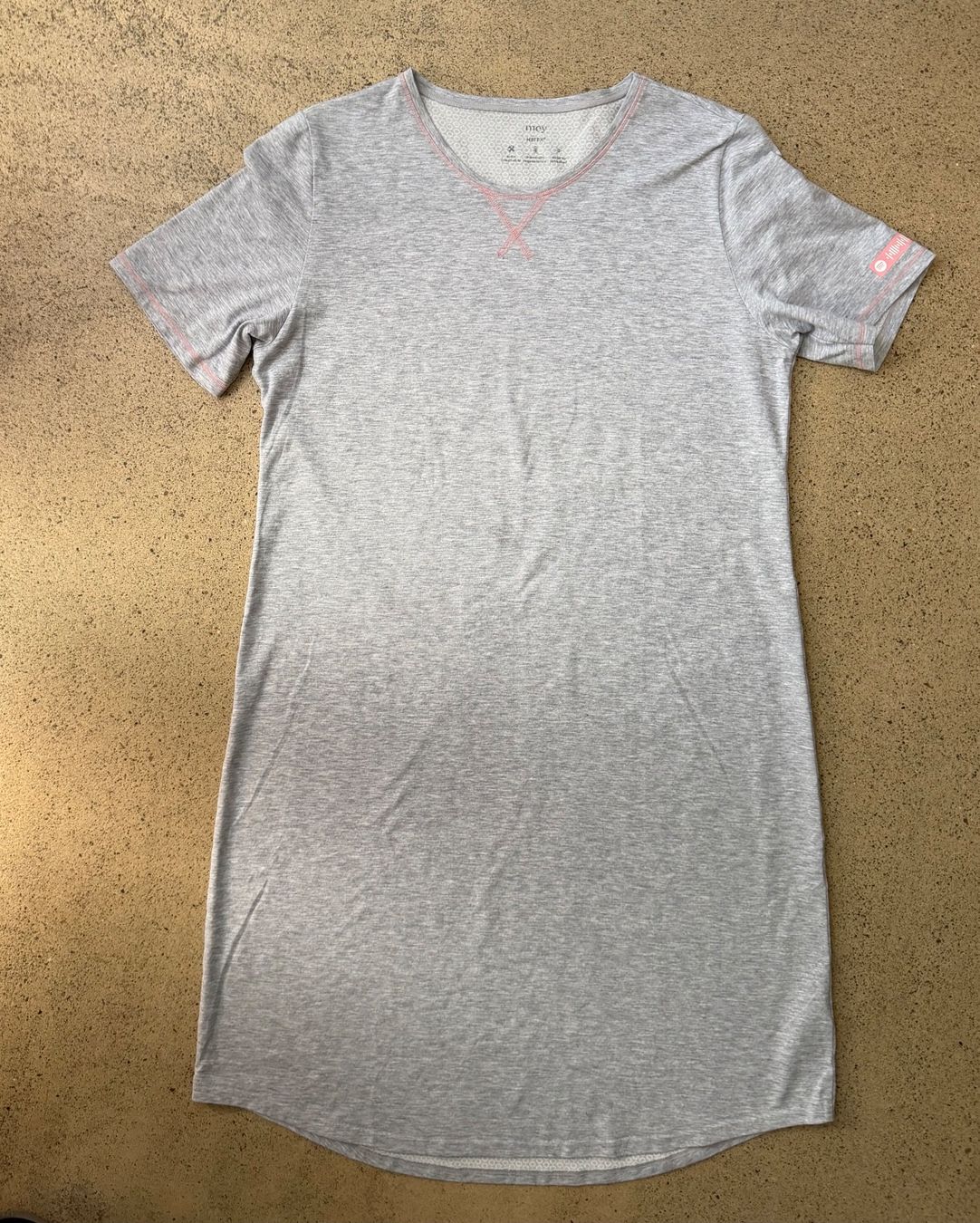 Negligees & Pigiami: MEY Kurzarm Nachthemd 🩶 – Usato da Zürich venduto da ClosetQueen 8