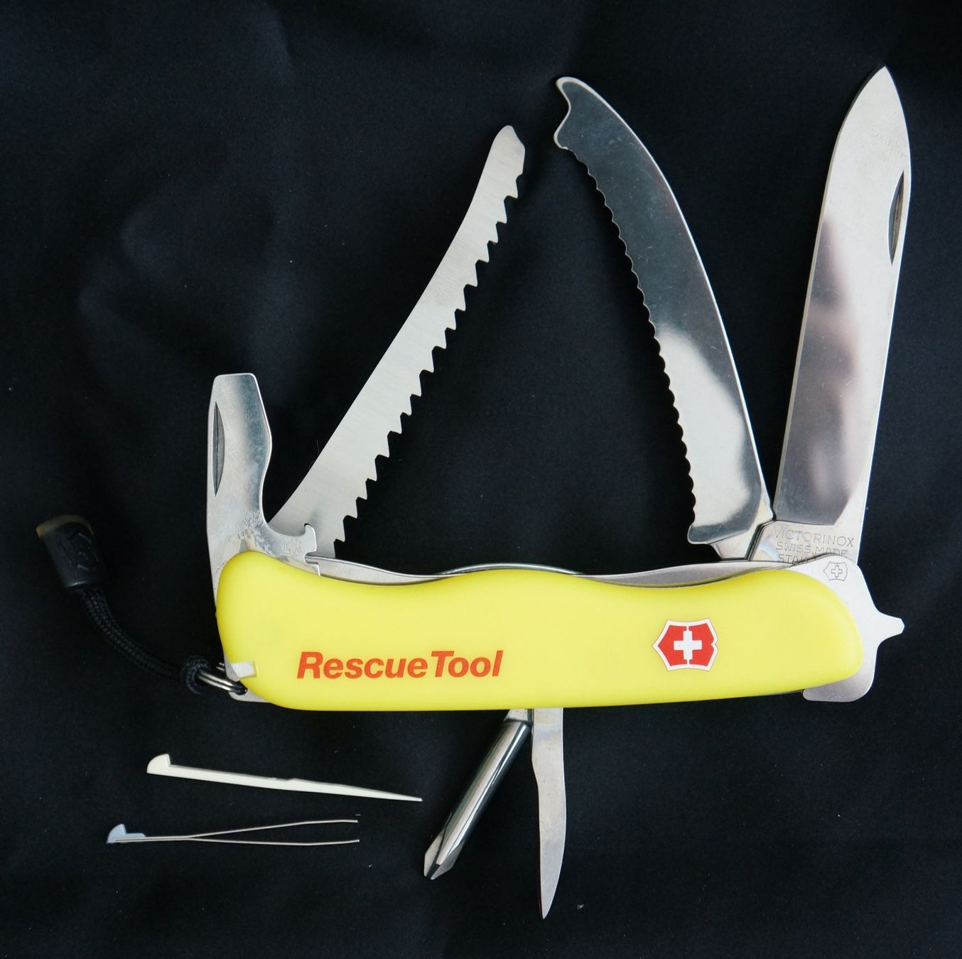 Victorinox Taschenmesser: Victorinox Rescue Tool Gelb, Neu. – Neu (gemäss Beschreibung) aus Thun von Dl3604