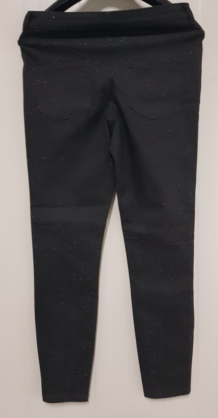 Pantaloni: Schwarze Hose mit Glitter  Gr. 36/38 – Usato da Figino venduto da mayam63 2