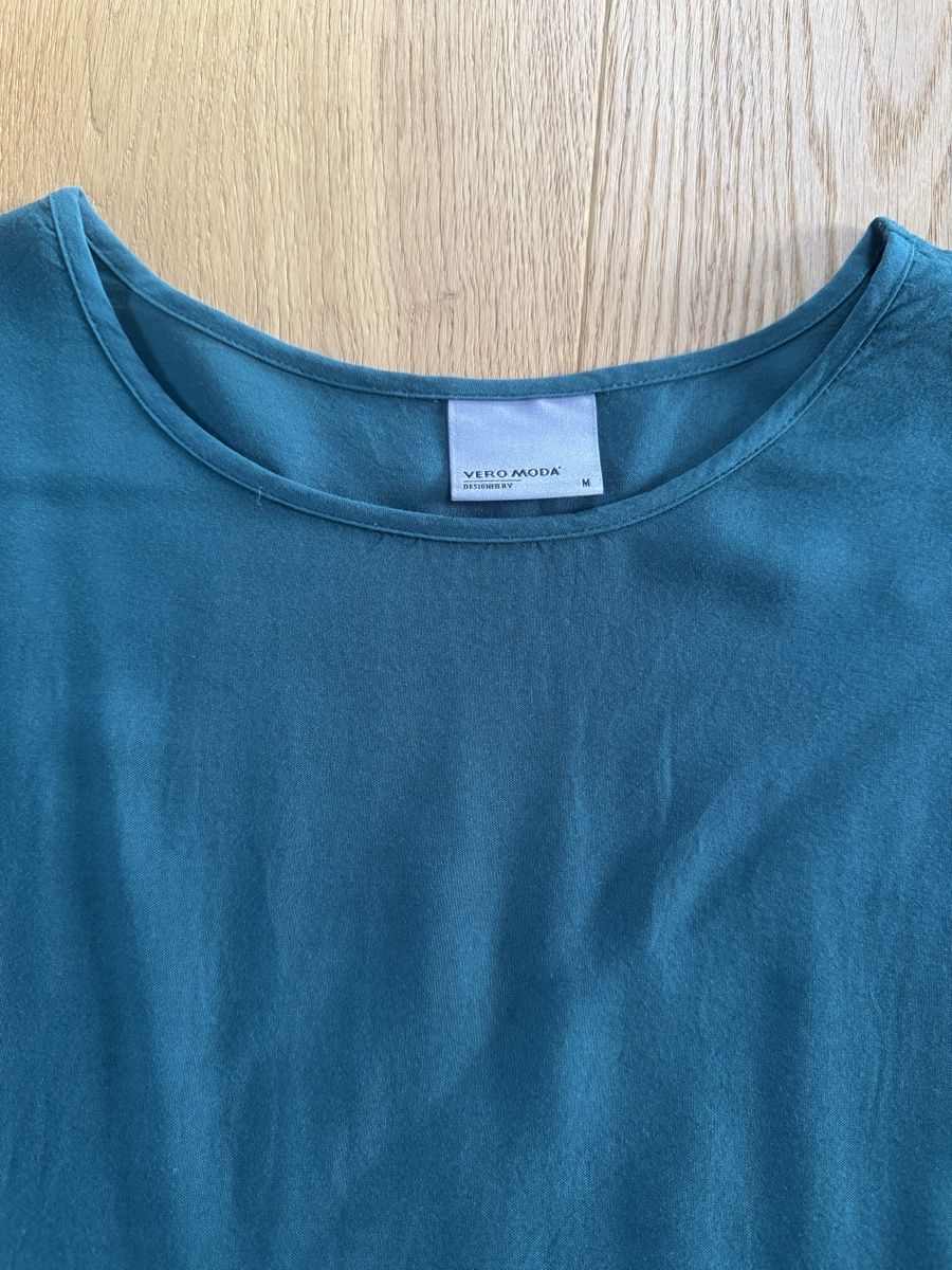 Vero Moda Camicette: Vero Mode Shirt – Usato da Luzern venduto da wet_7bm6 1