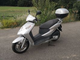 Honda SES Dylan 125 Frisch ab MFK