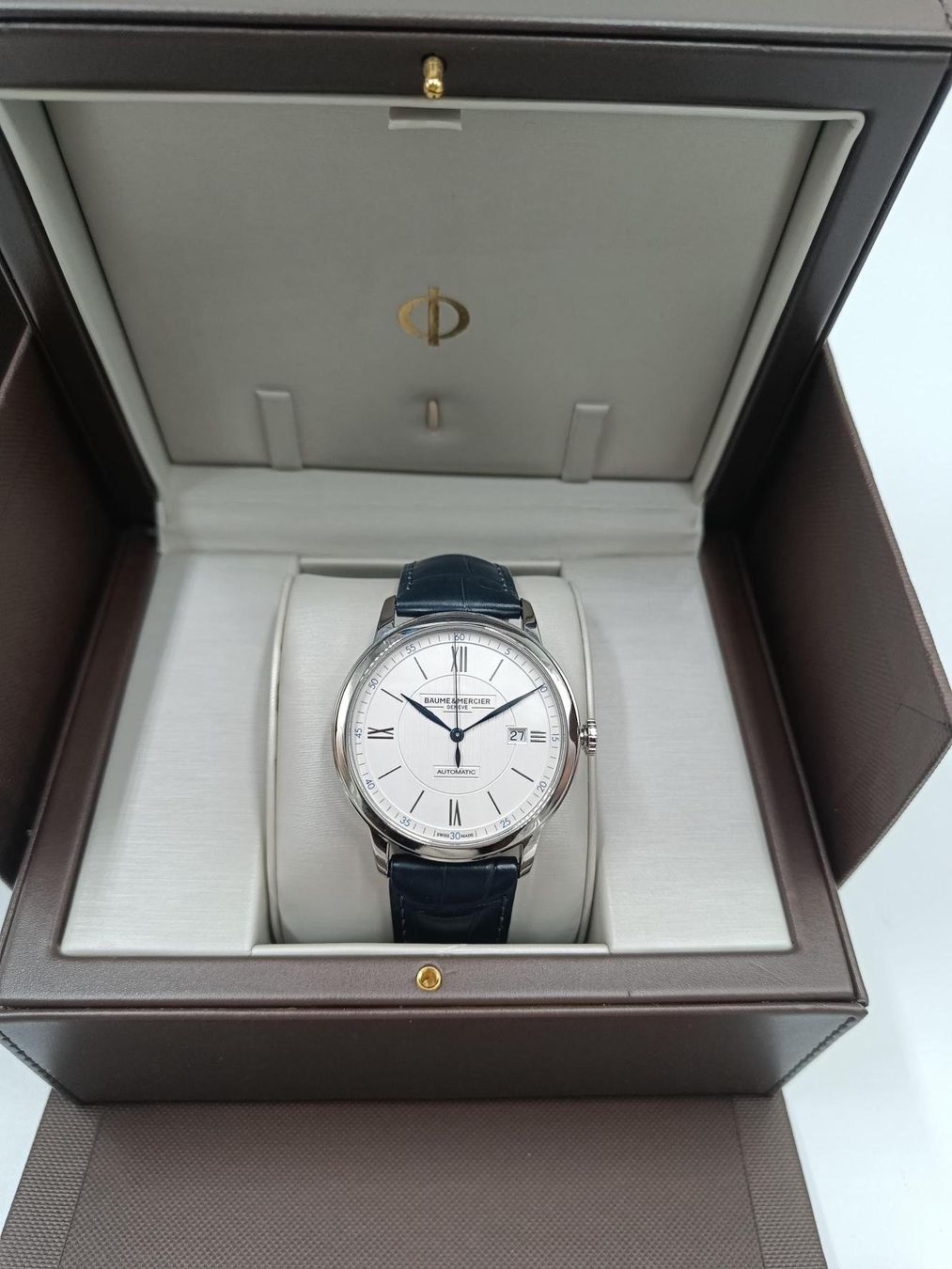 Baume & Mercier Orologi: BAUME & MERCIER " CLASSIMA", 42 MM – Nuovo (secondo la descrizione) da Luzern venduto da EdiGem 2