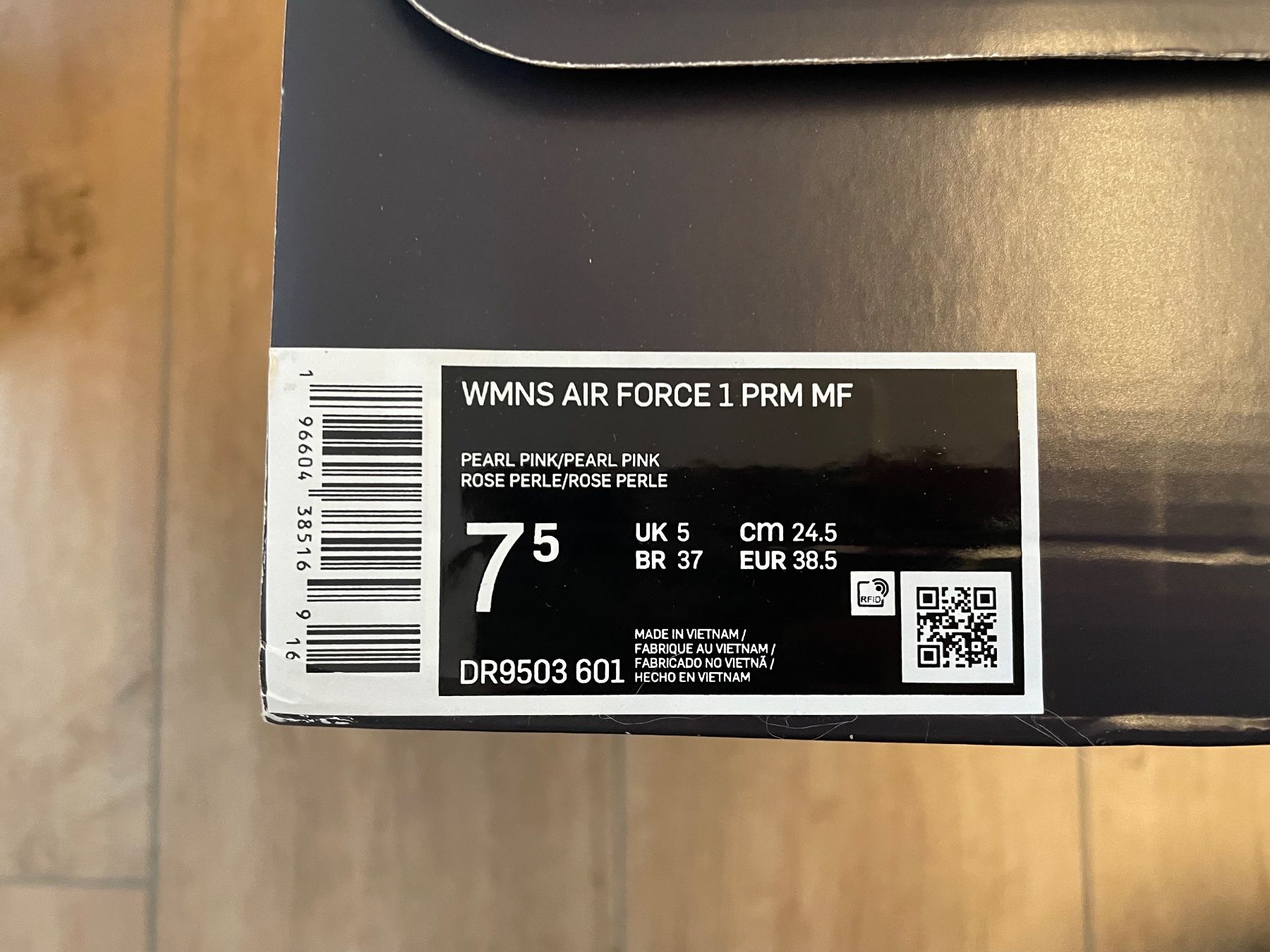Nike Damenschuhe: Nike Air Force 1 rosa Gr. 38.5 NEU – Neu und originalverpackt aus Waltenschwil von hansnine 7