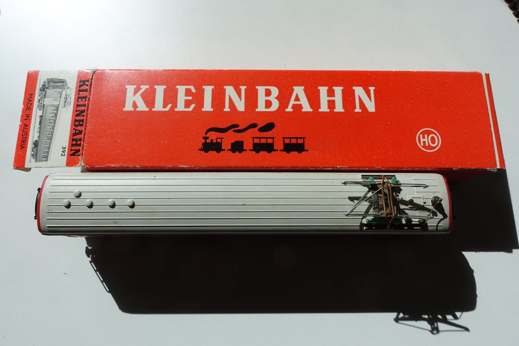 Kleinbahn Modelleisenbahnen: KLEINBAHN No. 392 SBB Speisewagen Dr4 – Gebraucht aus Wallbach von Sarrows 2
