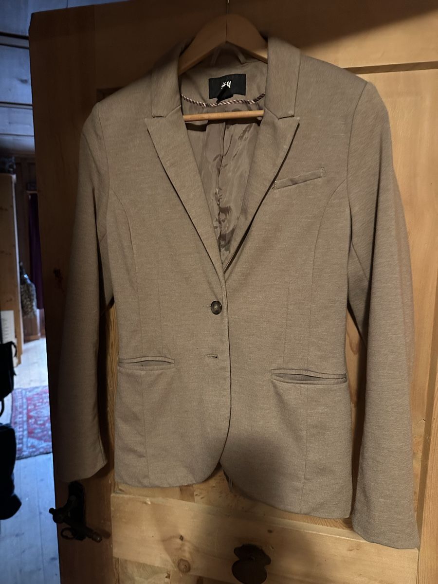 H&M Giacche: Blazer von H & M – Usato da Donat venduto da troja007