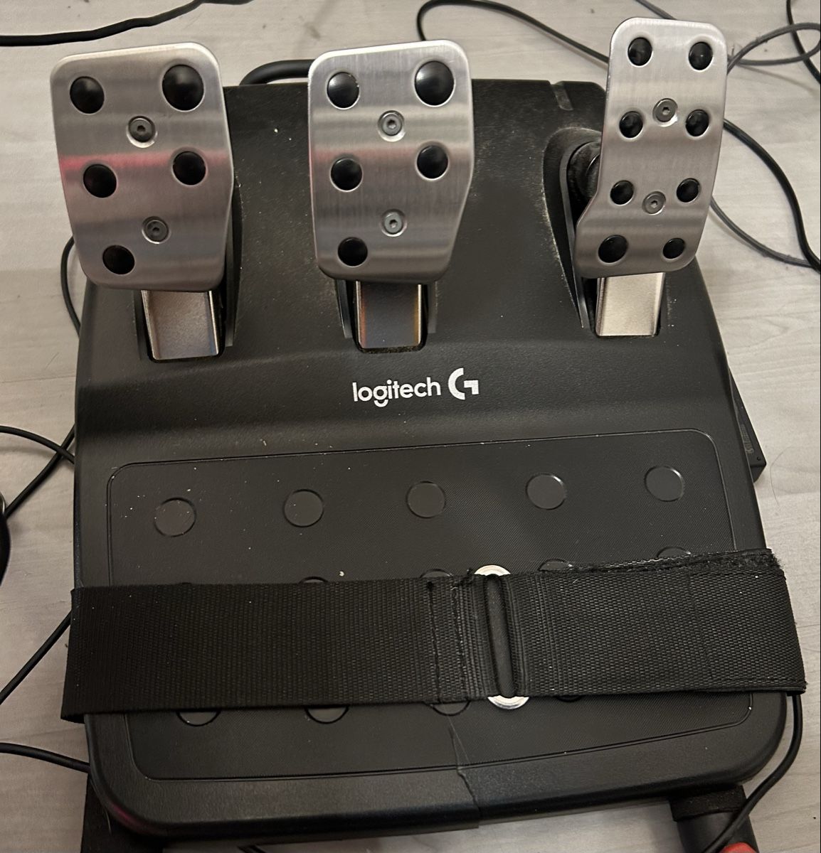 Logitech Controller: Logitech G920 Driving Force Lenkrad X-Box mit Schaltknüppel – Usato da richterswil venduto da salemanager83 1