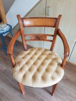 Antiker Stuhl mit Leder