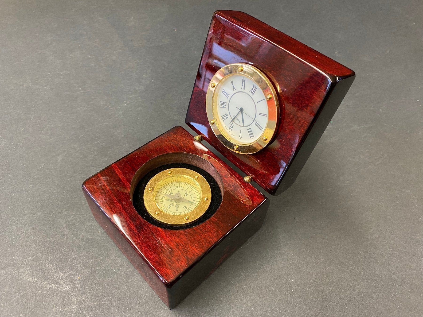 Orologi da terra & Orologi da parete: Uhr & Kompass, Home Office Deko Geschenk – Usato da Schaffhausen venduto da vintageworld