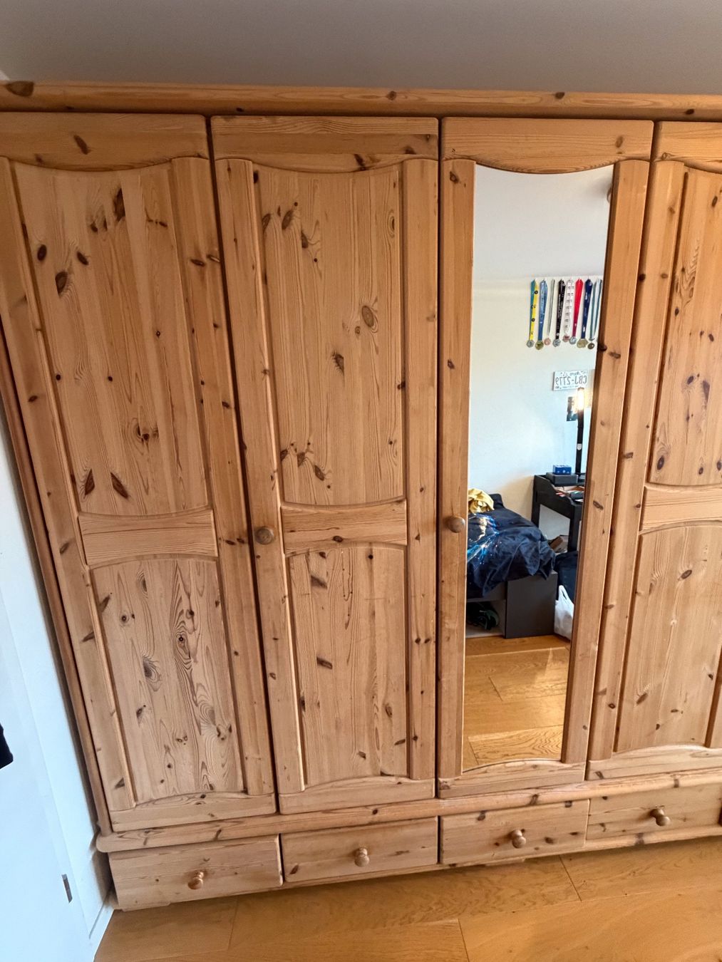 Armadi: Armoire en bois massif – Usato da St. Sulpice venduto da Littleman-04 1