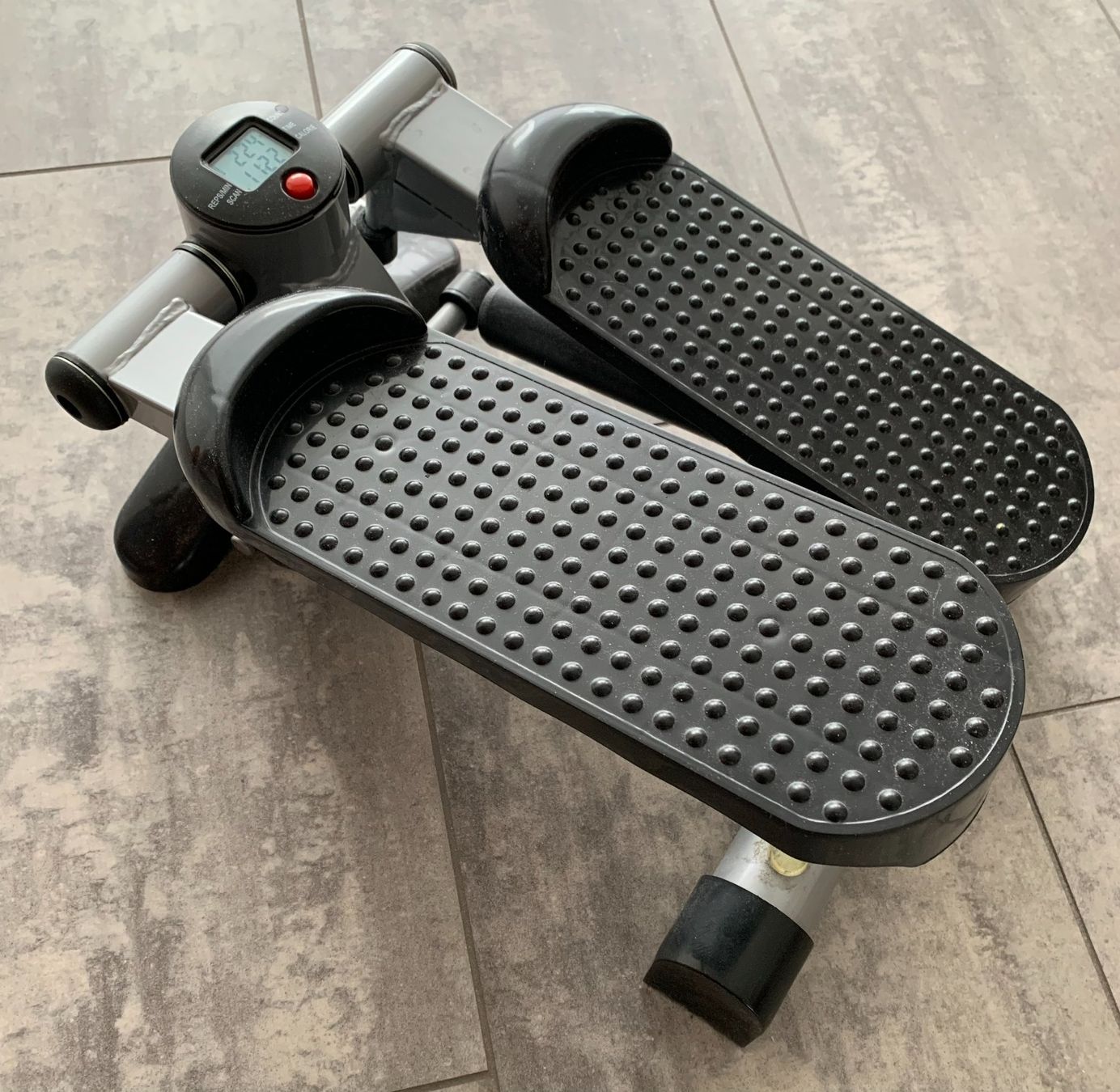 Hometrainer: Sportgerät – Gebraucht aus Frauenfeld von  2