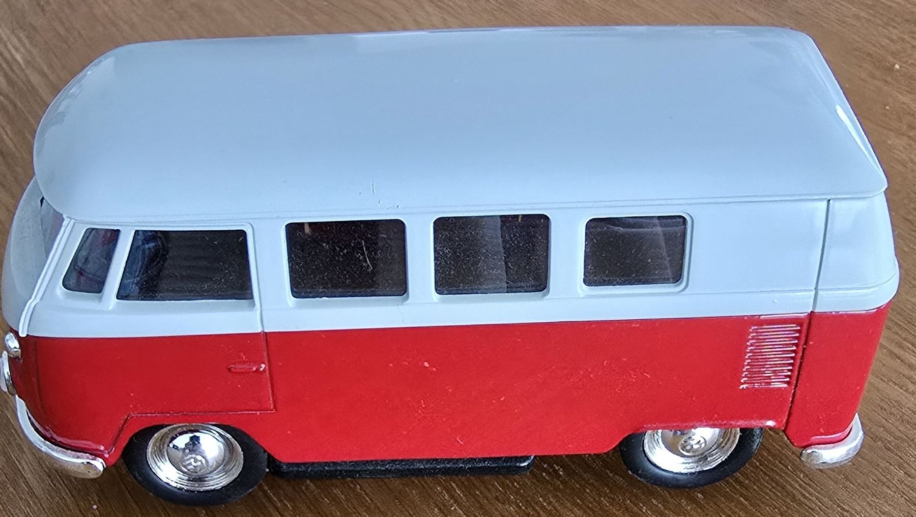 Volkswagen Modellautos: VW Bulli t1 Modellauto  – Gebraucht aus Niederurnen von Ghost.recon 1